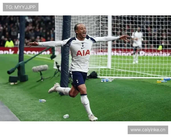 哈维·西蒙斯近期表现稳健，成荷兰队进攻端重要希望