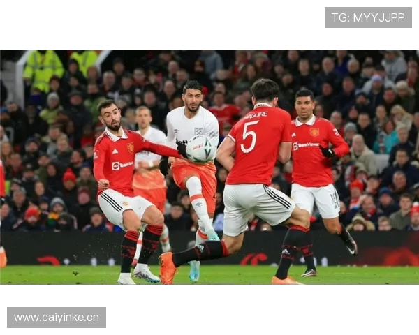 曼联防守体系漏洞频出，阶段性稳定性面临考验