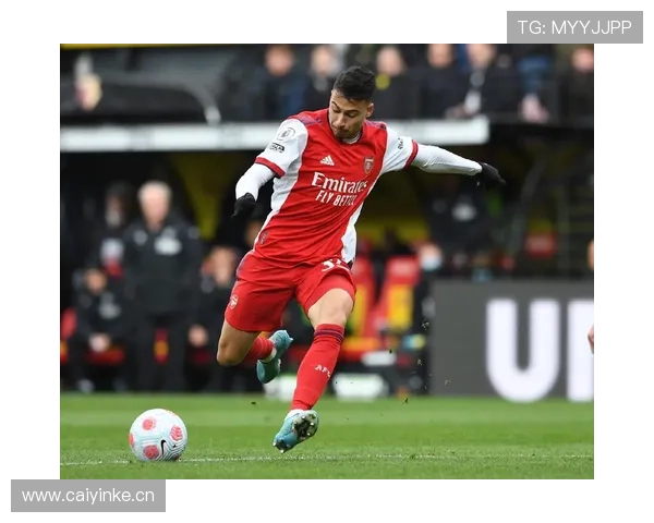 马丁内利边路爆点进攻模式解析